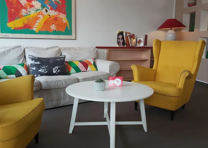 Good Morning + Leipzig Hotel